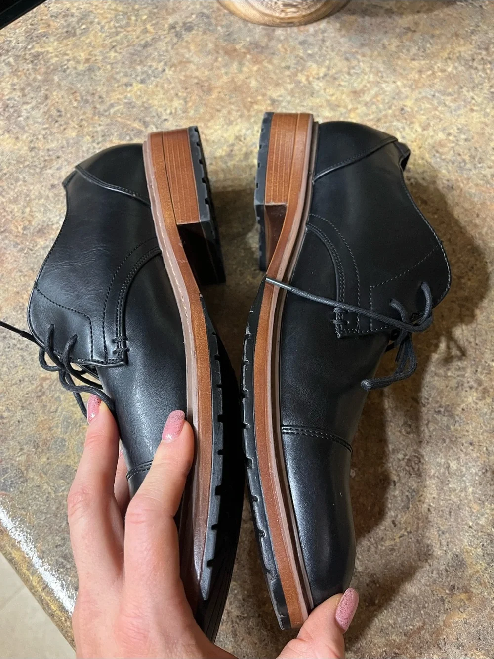 Perry Ellis description sharp